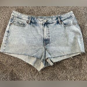 Old Navy High Rise Og Straight Pockets Plus Size 20 Denim Shorts - NWOT